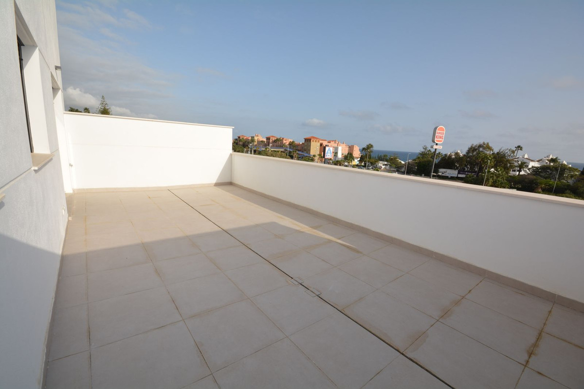 2 Bedroom Apartment for Sale in Estepona — 5