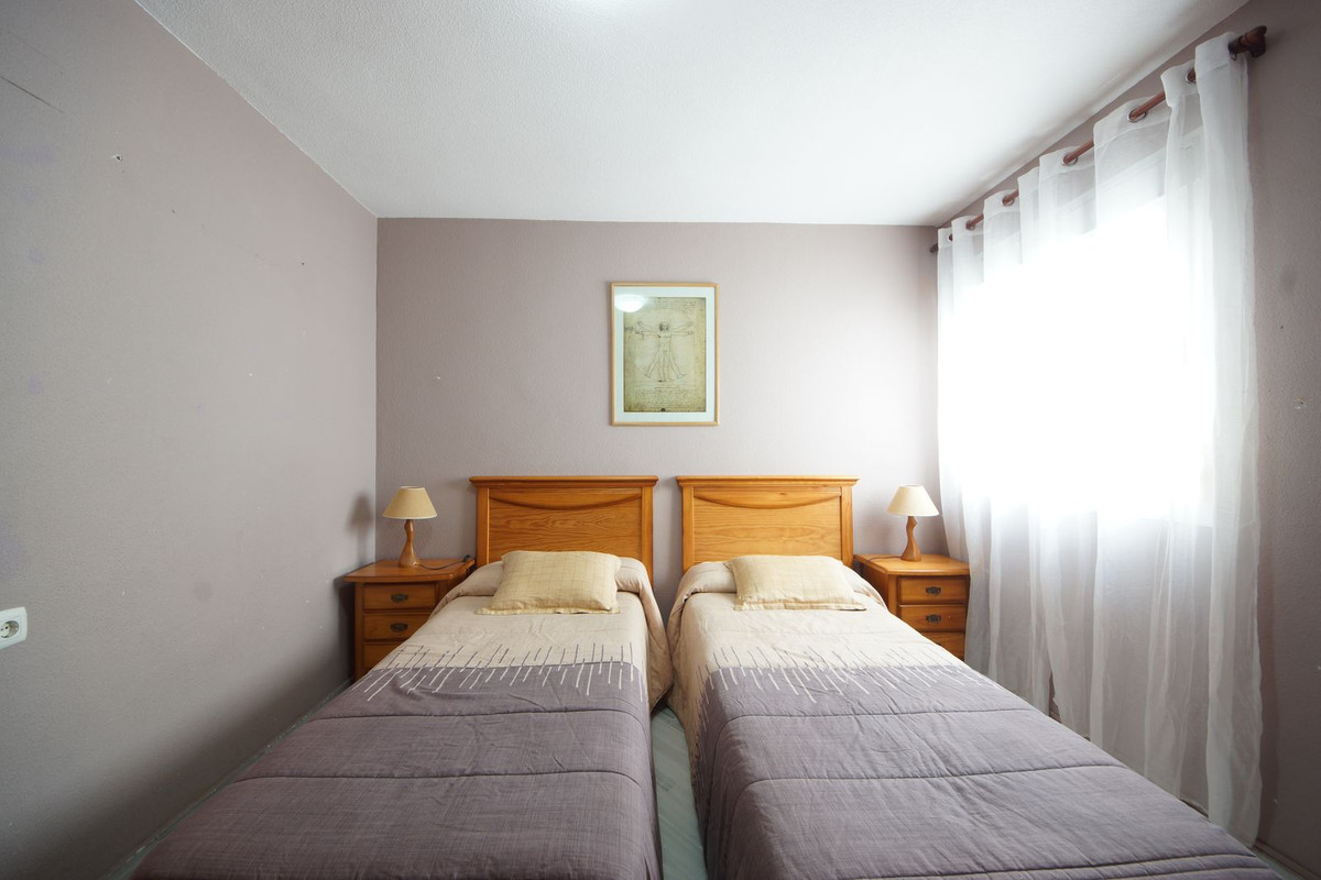 3 Bedroom Apartment for Sale in San Pedro de Alcántara — 6