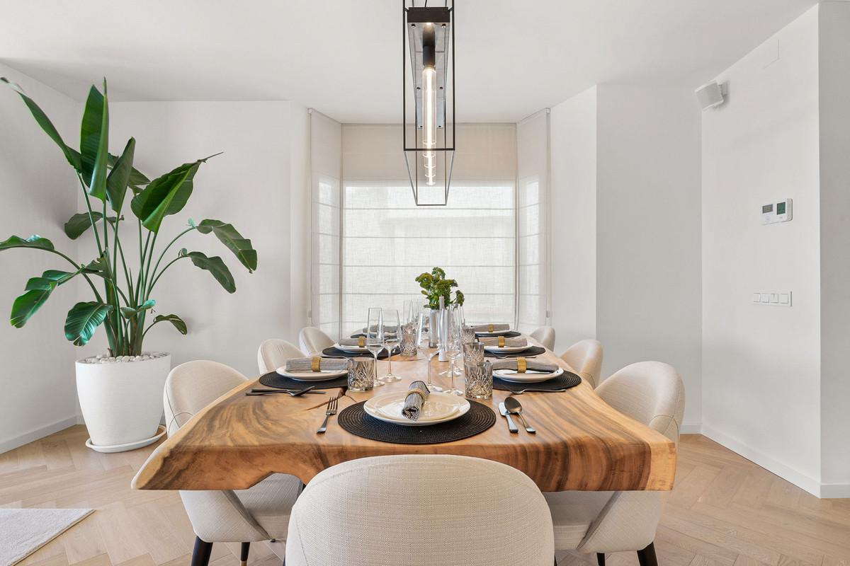 4 Bedroom Villa for Sale in The Golden Mile — 5