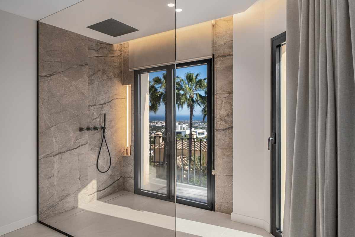 3 Bedroom Villa for Sale in La Quinta — view 10