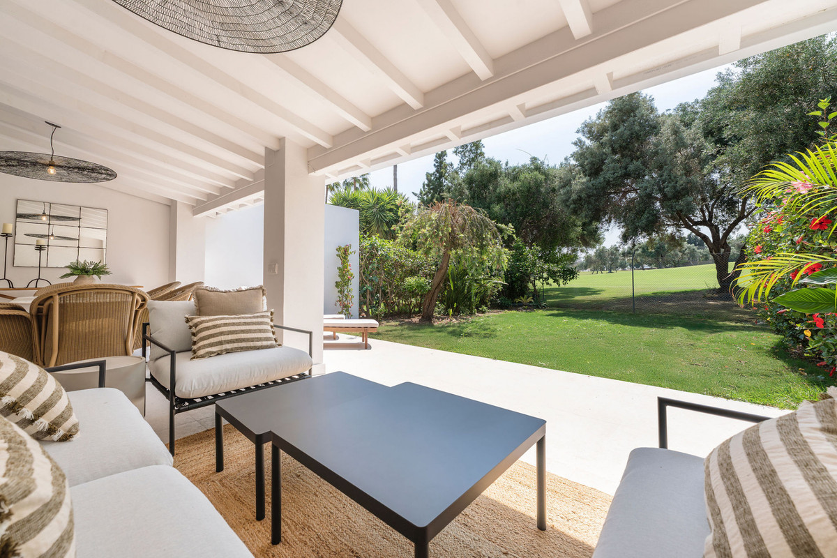 4 Bedroom Villa for Sale in Nueva Andalucía — 9