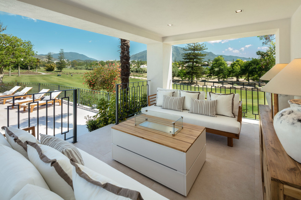 5 Bedroom Villa for Sale in Nueva Andalucía — 9