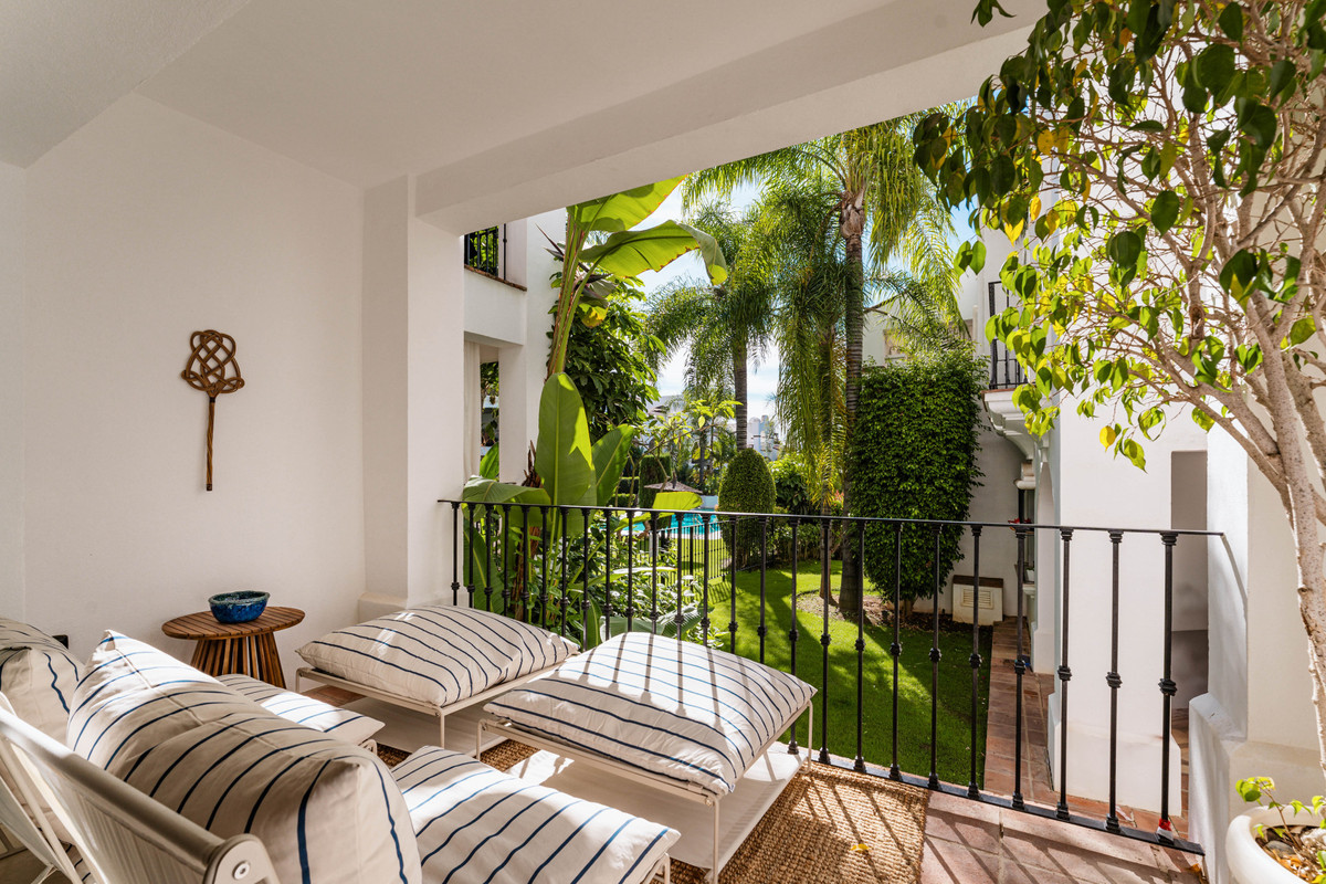 3 Bedroom Apartment for Sale in Sierra Blanca — 6