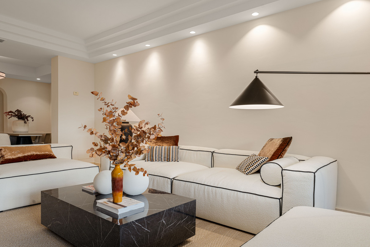 3 Bedroom Apartment for Sale in Sierra Blanca — 7
