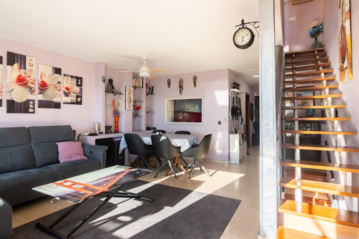 4 Bedroom Villa for Sale in Estepona — 5