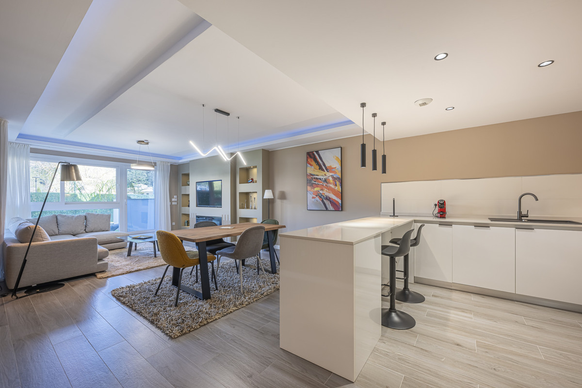 2 Bedroom Apartment for Sale in Benahavís — 5