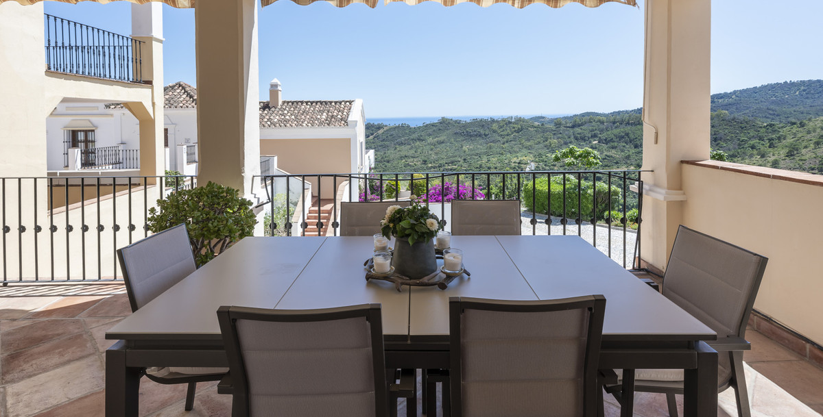 4 Bedroom Villa for Sale in Benahavís — 4