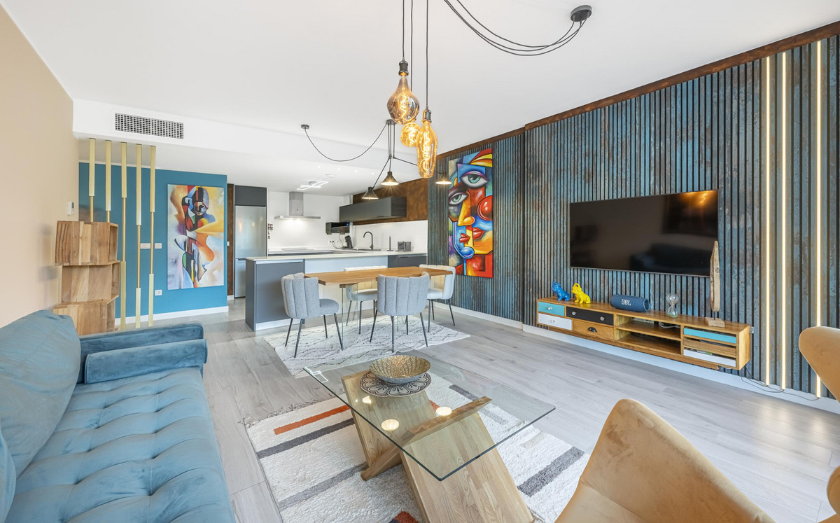 2 Bedroom Apartment for Sale in Benahavís — 5