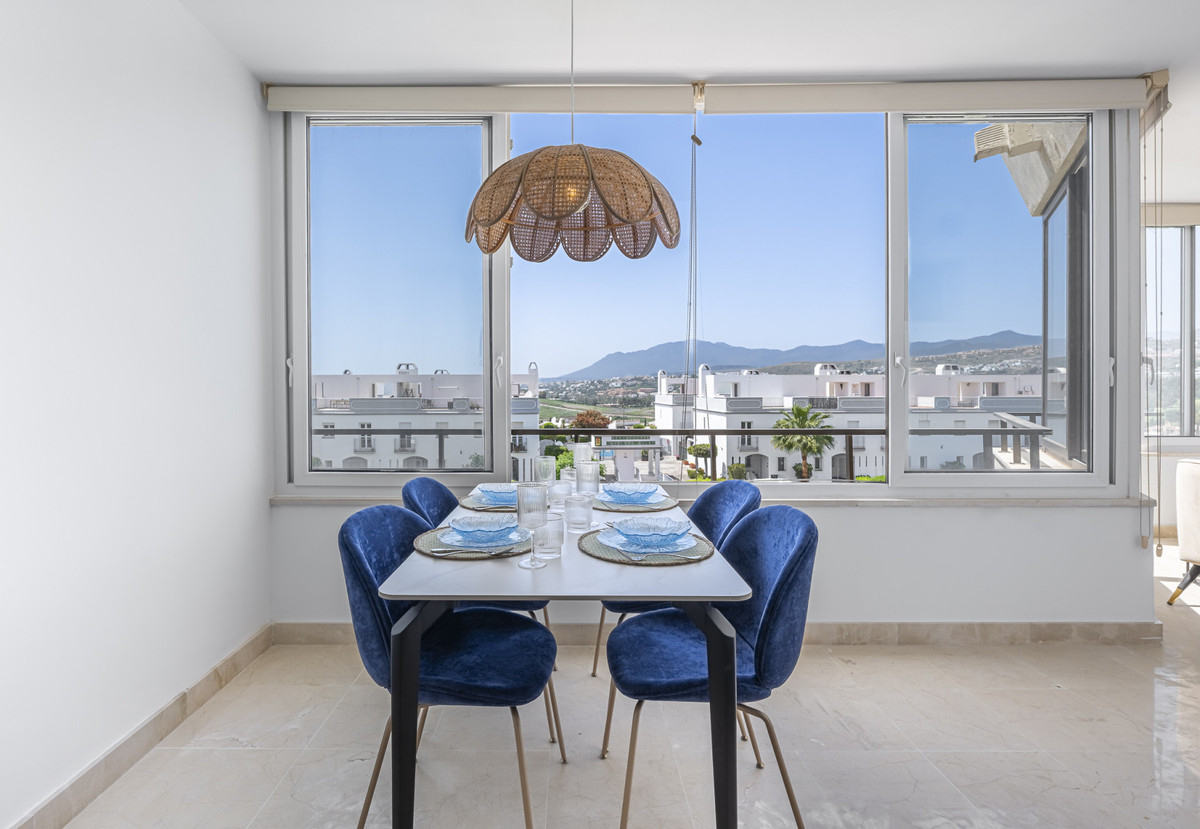 2 Bedroom Apartment for Sale in Estepona — 3