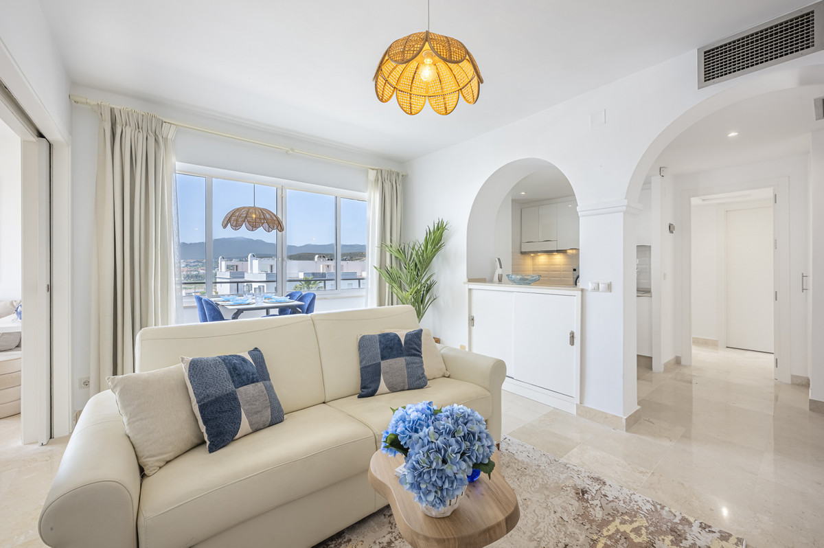 2 Bedroom Apartment for Sale in Estepona — 4