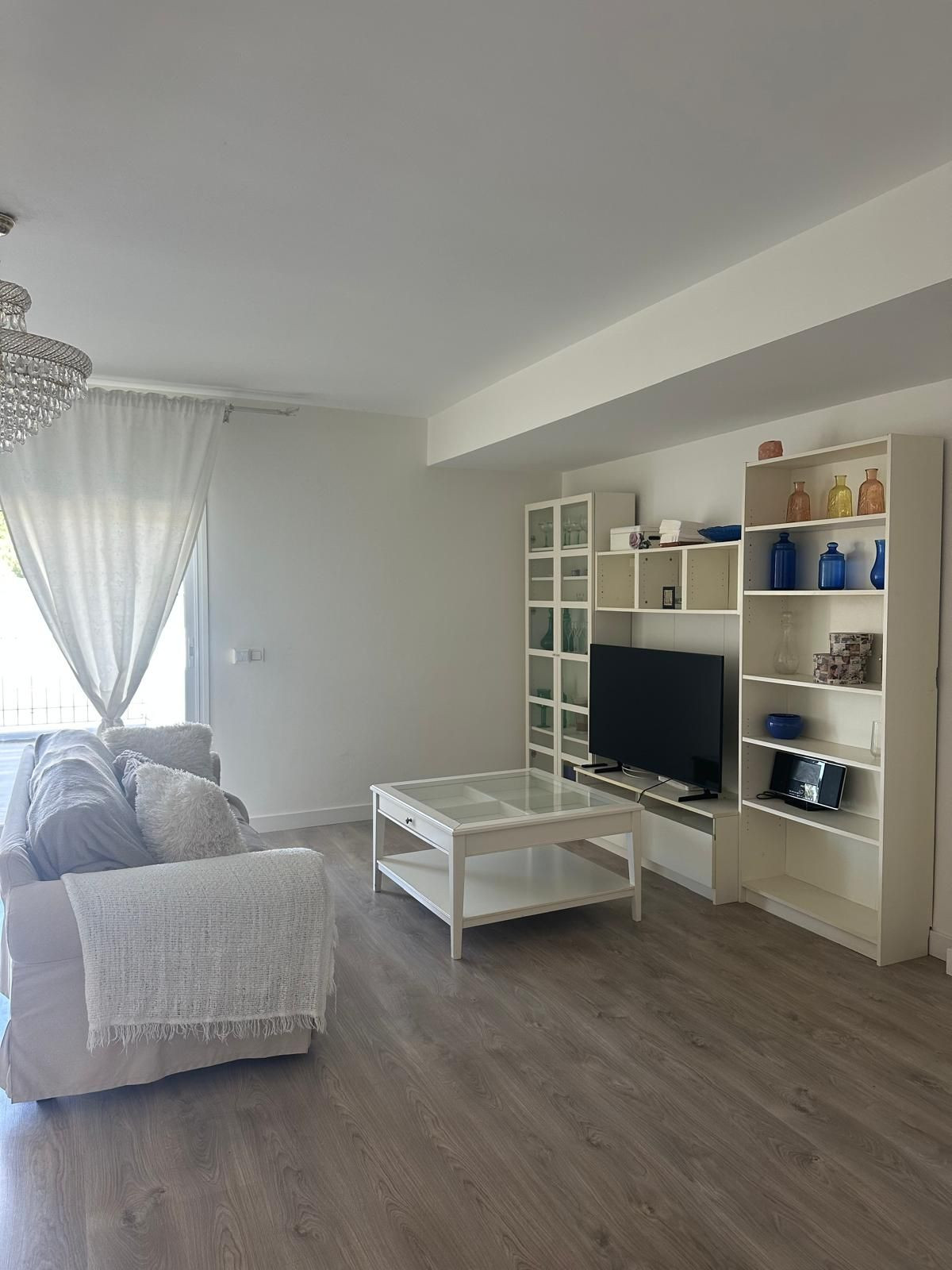 3 Bedroom Apartment for Sale in San Pedro de Alcántara — 3
