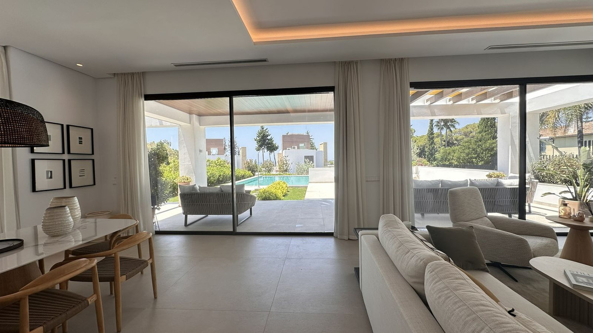 5 Bedroom Villa for Sale in Marbella — 6