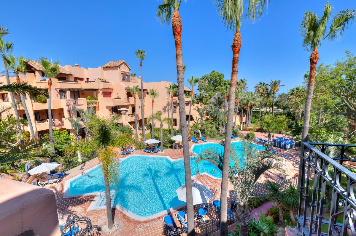 3 Bedroom Apartment for Sale in San Pedro de Alcántara — 3