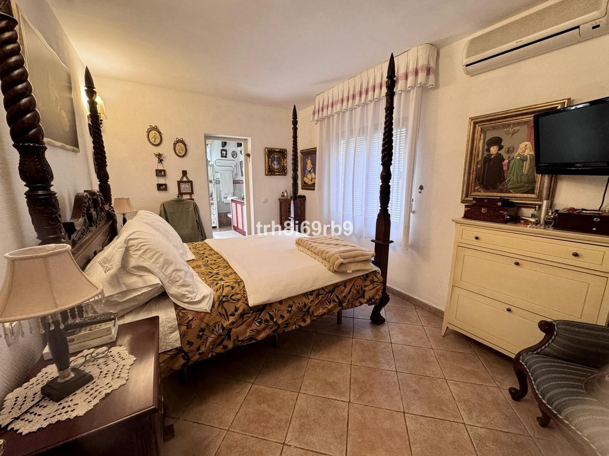 4 Bedroom Villa for Sale in Atalaya — view 10