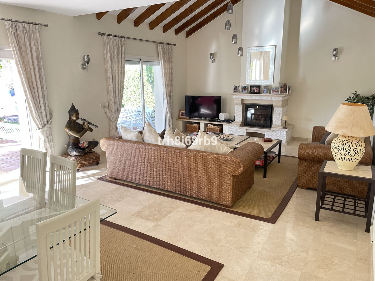 3 Bedroom Villa for Sale in New Golden Mile — 6