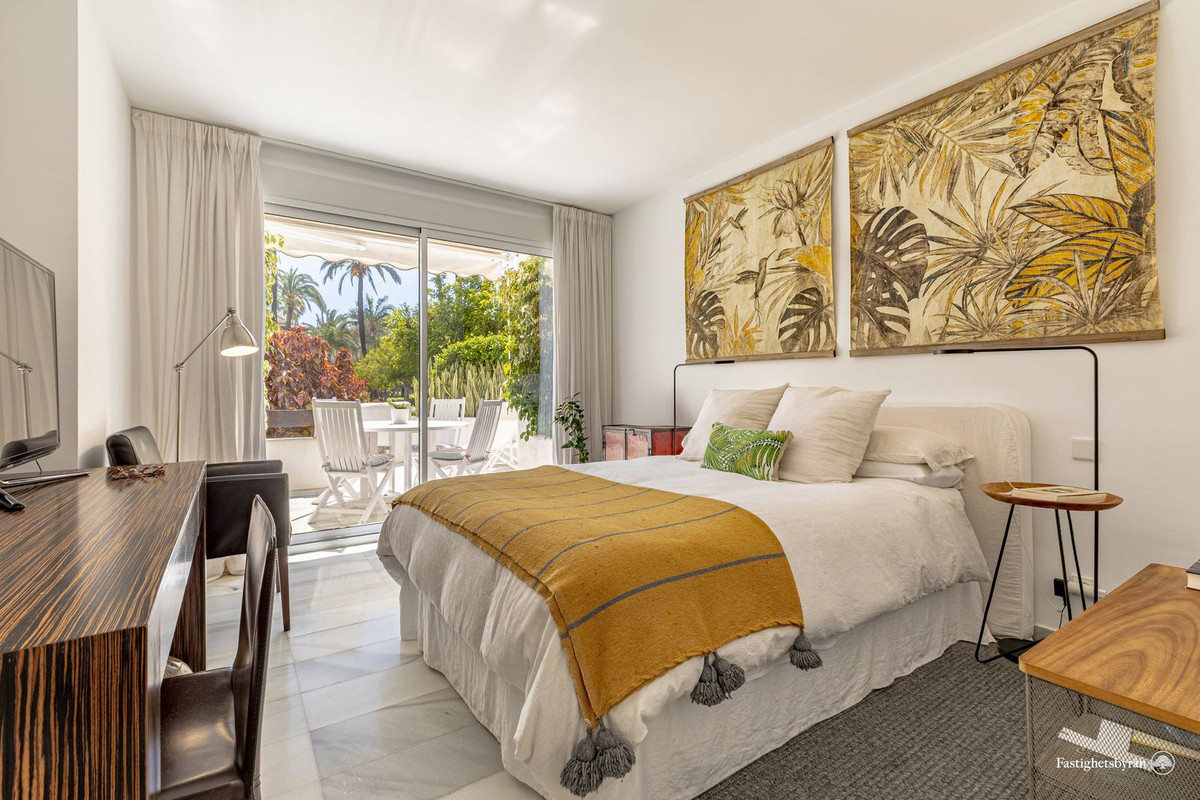 2 Bedroom Apartment for Sale in Estepona — 5