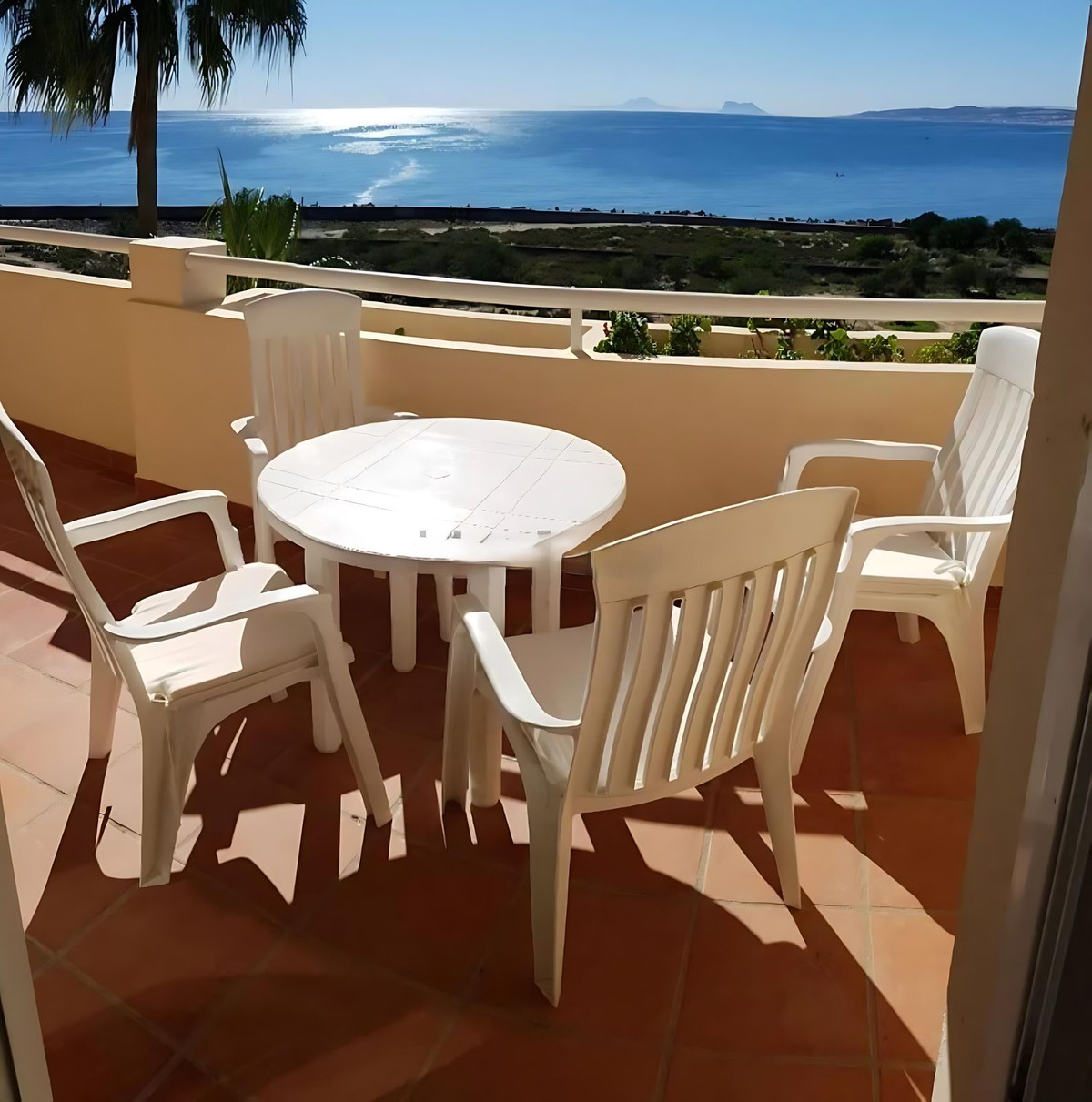 2 Bedroom Apartment for Sale in Estepona — 7