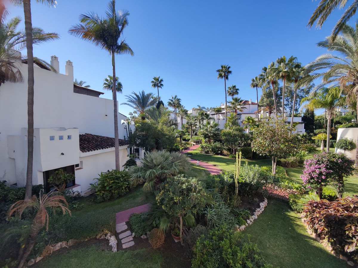 3 Bedroom Apartment for Sale in Puerto Banús