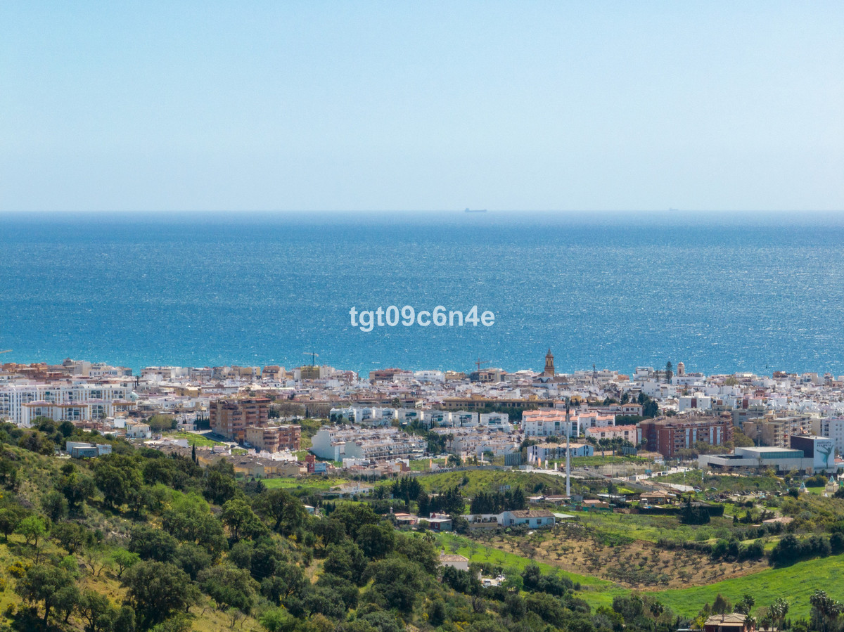 Plot for Sale in Estepona