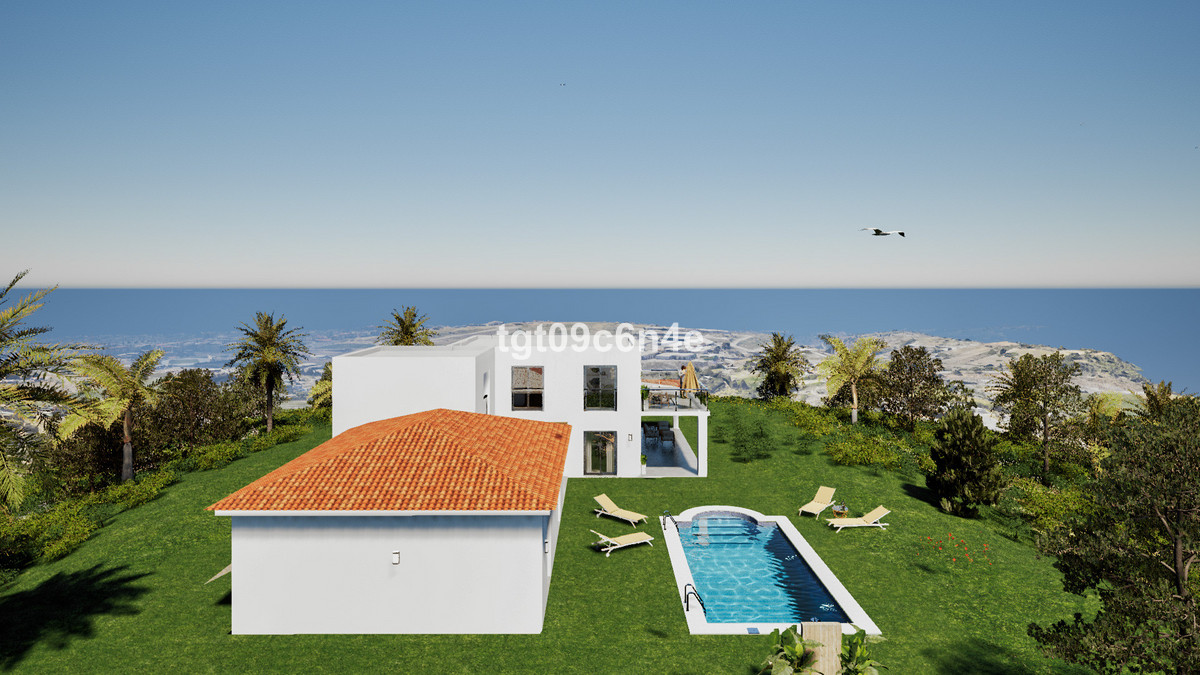 Plot for Sale in Estepona — 5