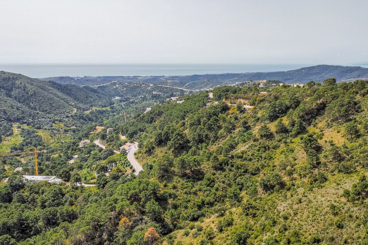 Plot for Sale in Benahavís — 2