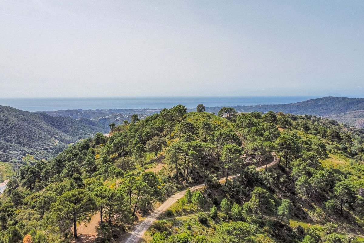 Plot for Sale in Benahavís — 8