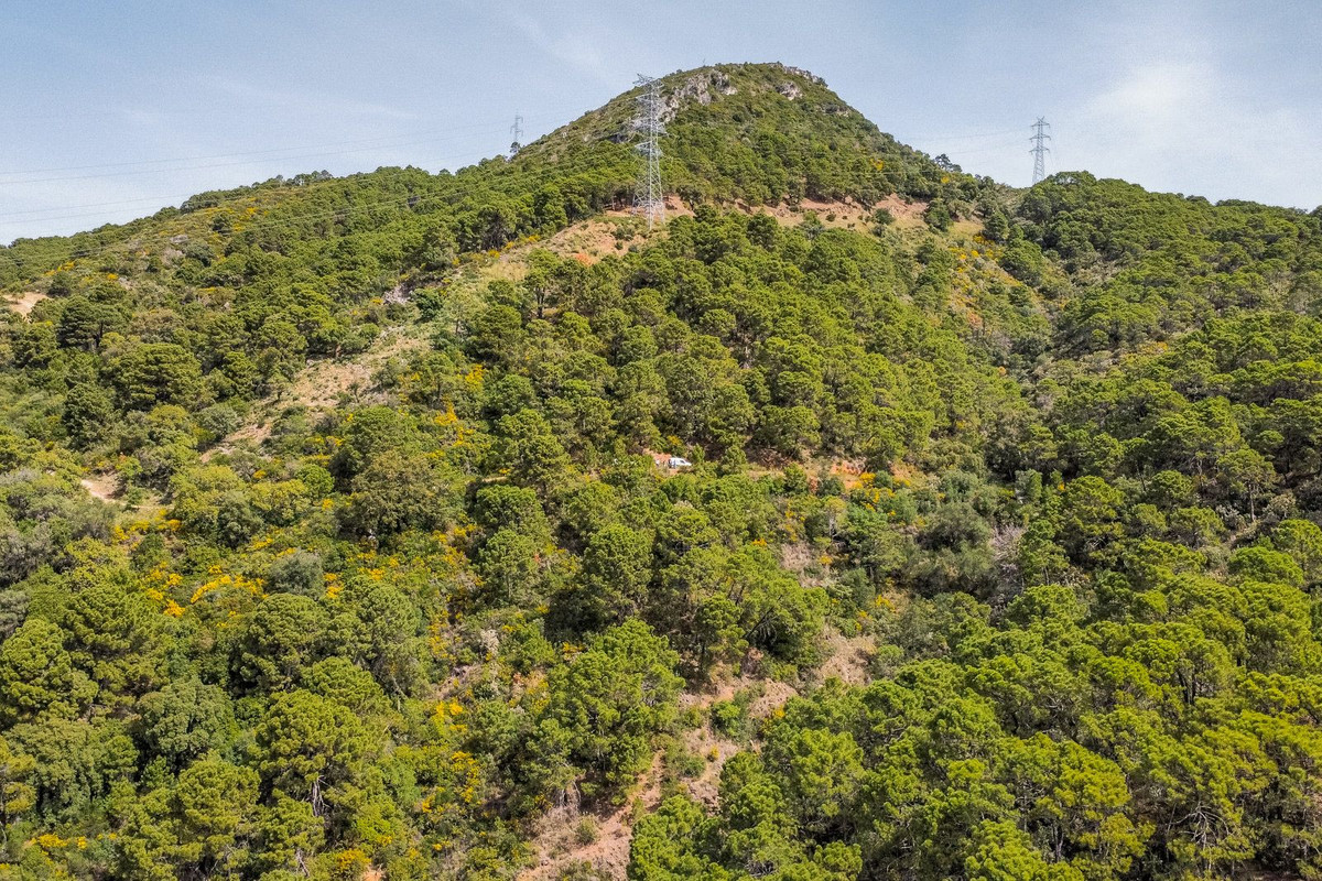Plot for Sale in Benahavís — view 10