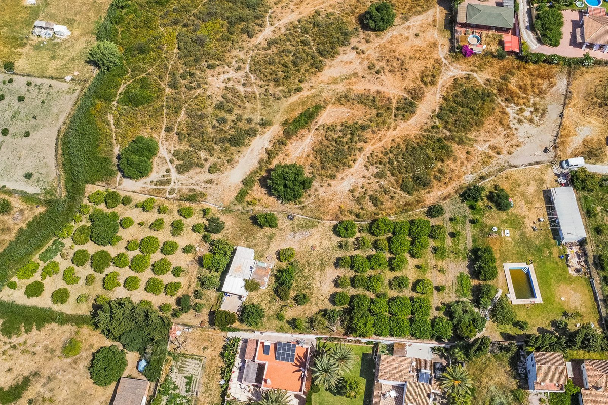 Plot for Sale in Estepona — 5