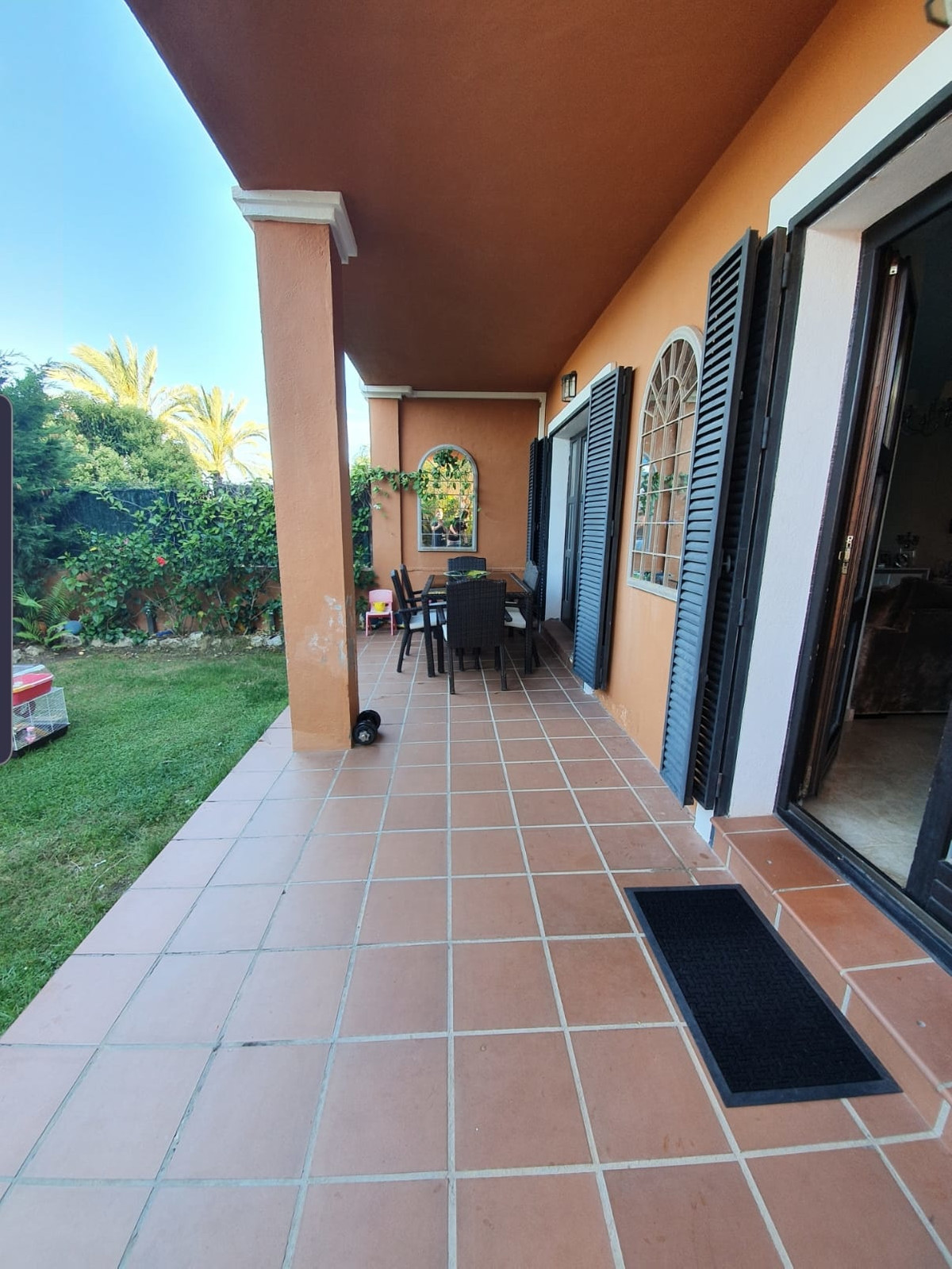 4 Bedroom Villa for Sale in San Pedro de Alcántara — 5