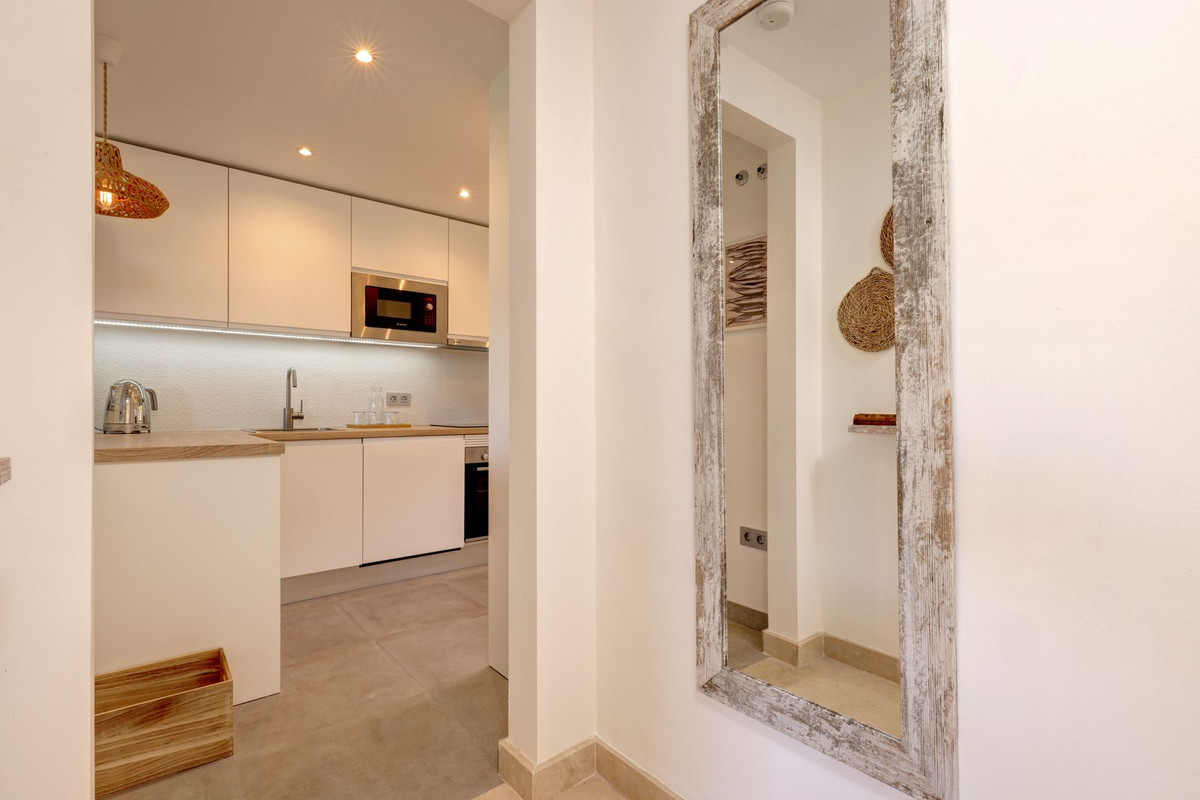 3 Bedroom Apartment for Sale in La Quinta — 8