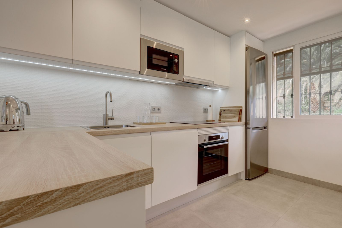 3 Bedroom Apartment for Sale in La Quinta — view 10