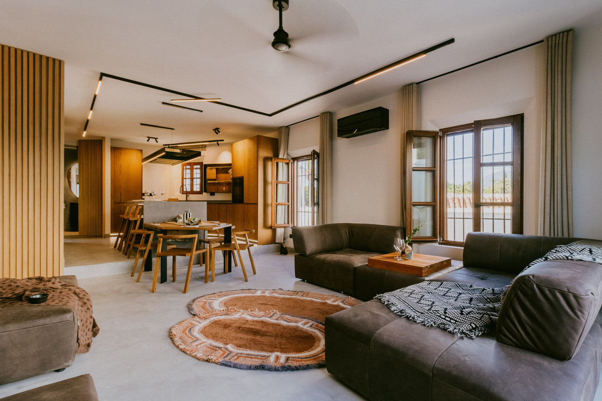3 Bedroom Villa for Sale in The Golden Mile