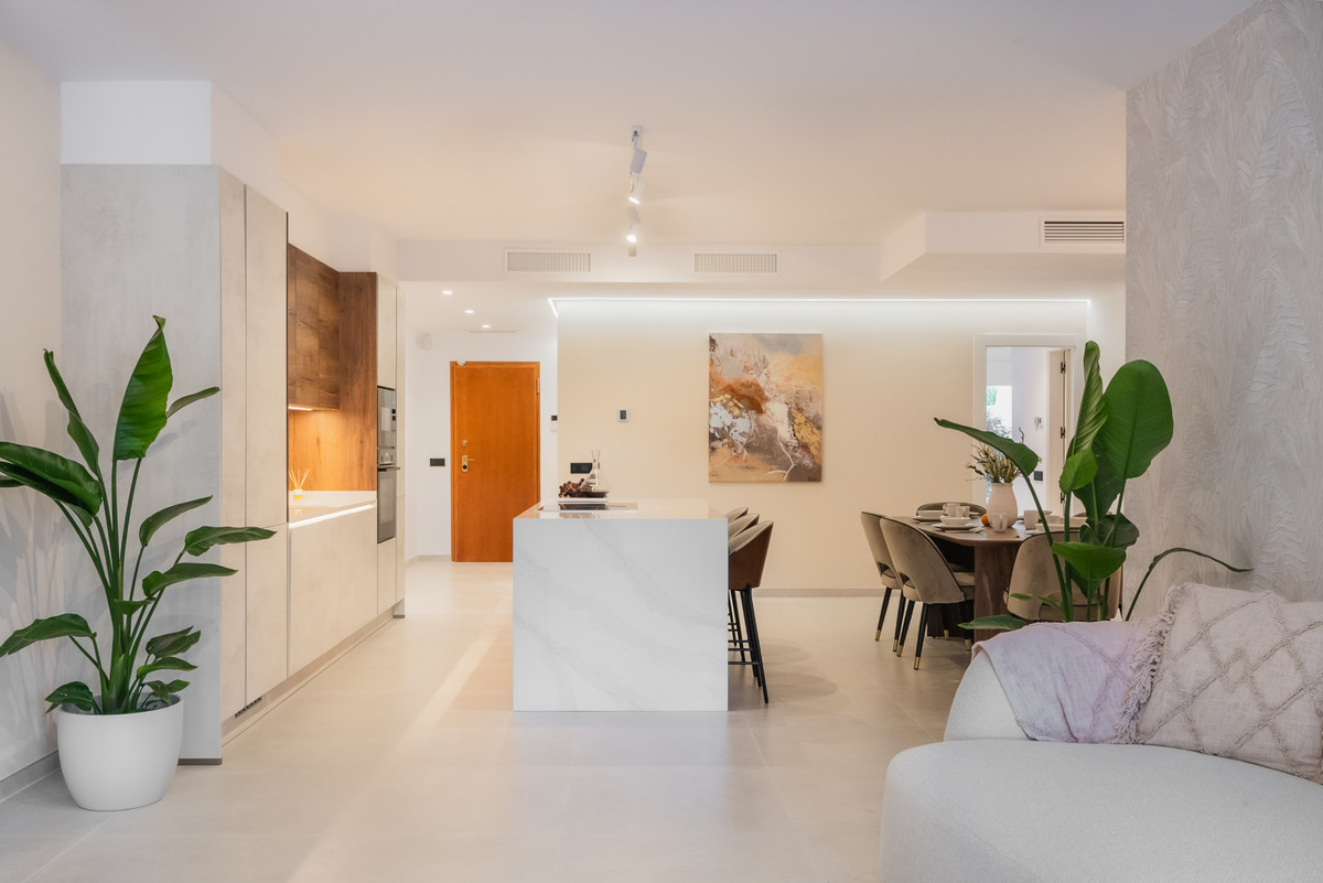 4 Bedroom Apartment for Sale in Nueva Andalucía — 3