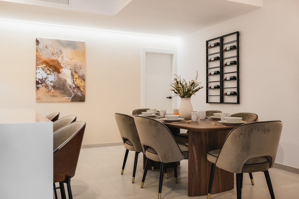 4 Bedroom Apartment for Sale in Nueva Andalucía — 6