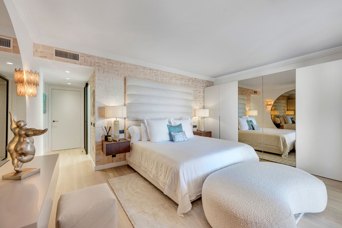 4 Bedroom Apartment for Sale in Nueva Andalucía — view 10