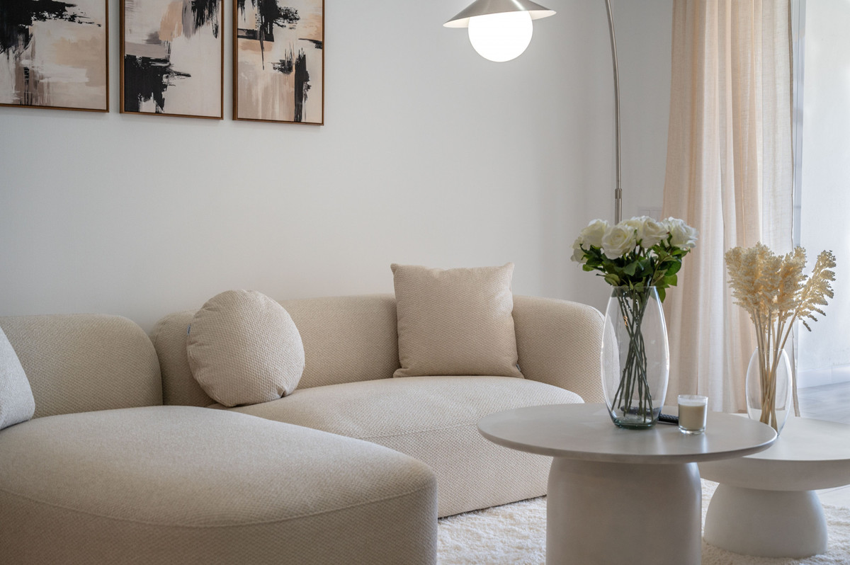 3 Bedroom Apartment for Sale in Nueva Andalucía — 4