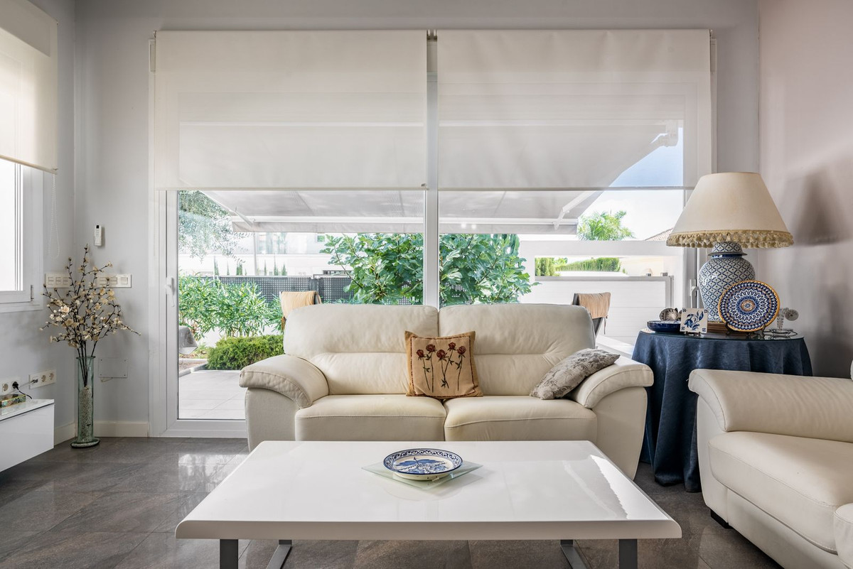 4 Bedroom Villa for Sale in Marbella — 2
