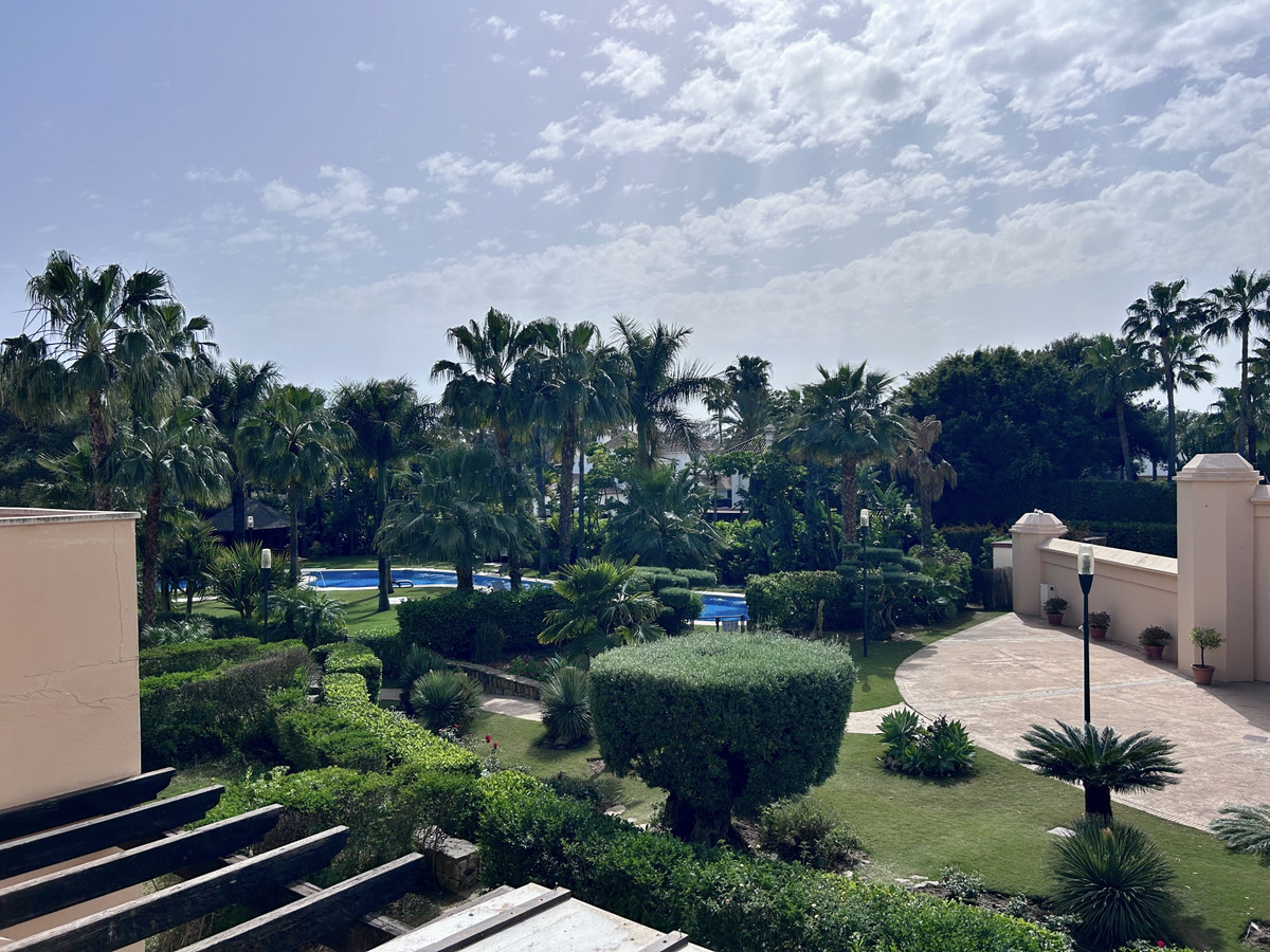 2 Bedroom Apartment for Sale in Puerto Banús