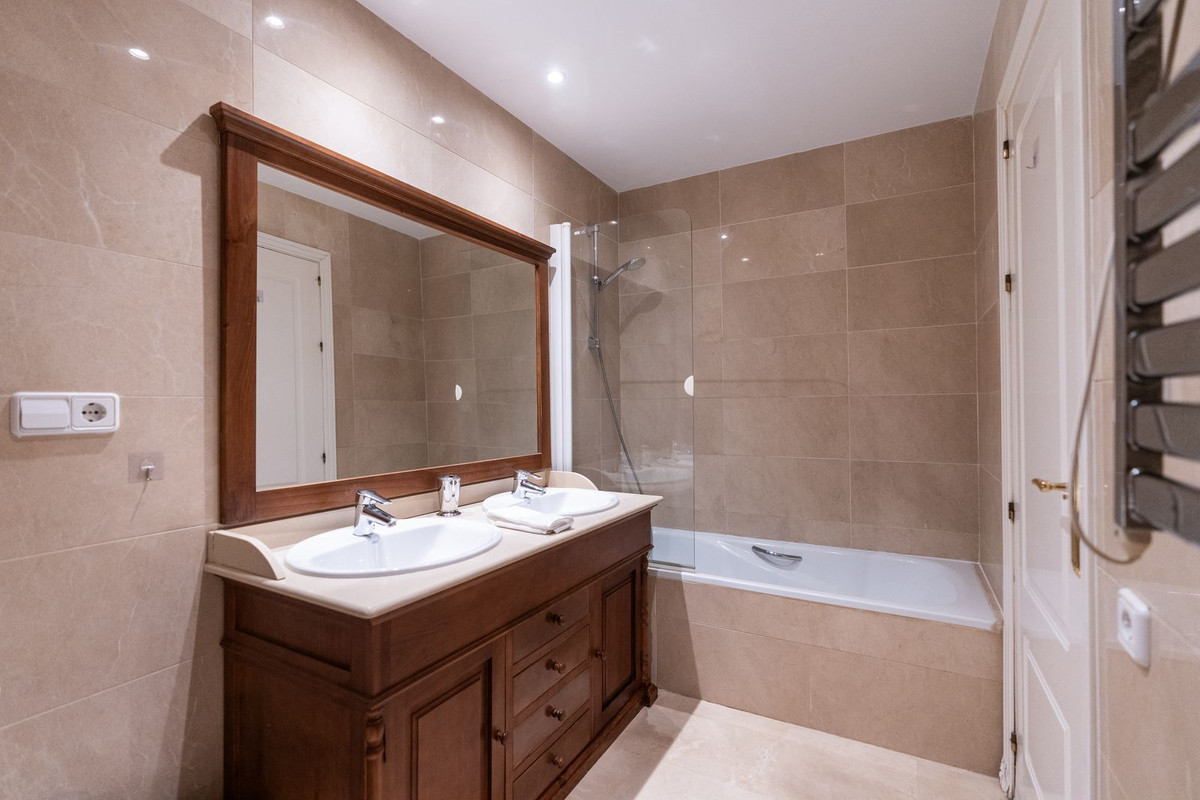 2 Bedroom Apartment for Sale in Los Arqueros — view 10