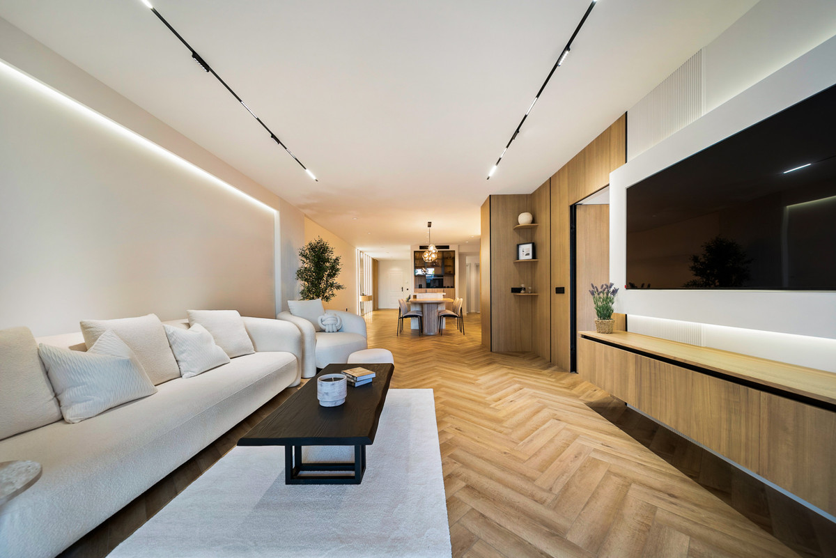 3 Bedroom Apartment for Sale in Nueva Andalucía — 4