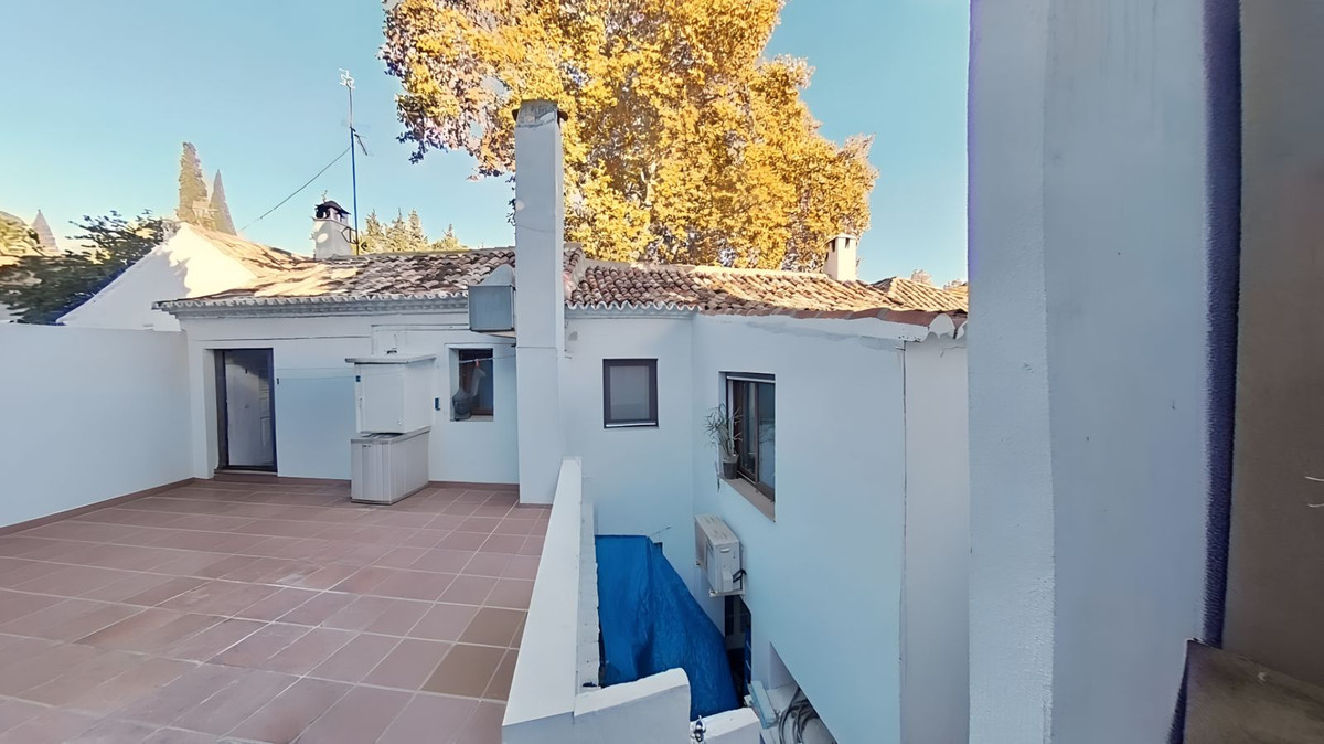 3 Bedroom Villa for Sale in The Golden Mile — 4