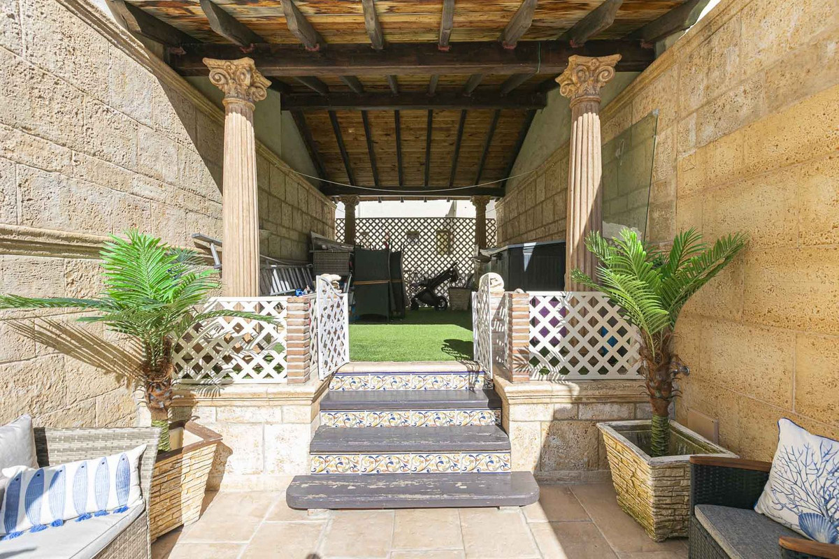 3 Bedroom Apartment for Sale in Marbella — 7