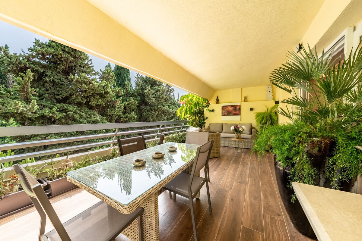 2 Bedroom Apartment for Sale in Marbella