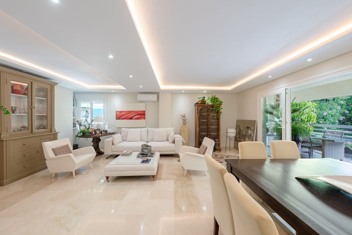 2 Bedroom Apartment for Sale in Marbella — 3