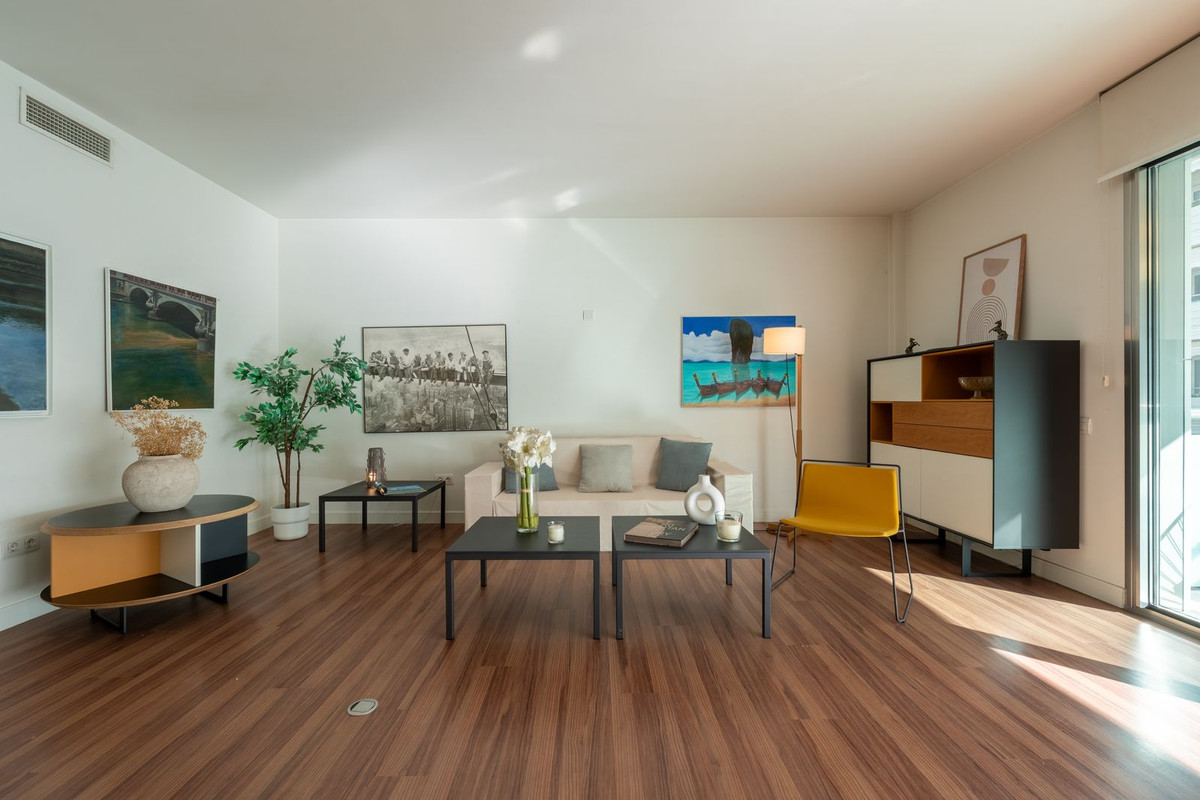 2 Bedroom Apartment for Sale in Marbella — 9