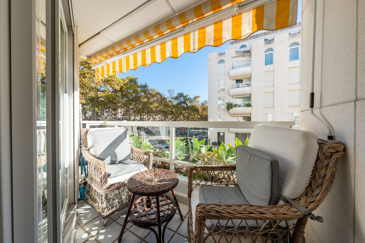 2 Bedroom Apartment for Sale in Marbella — 3