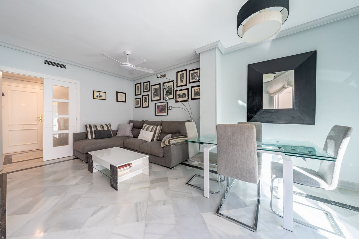 2 Bedroom Apartment for Sale in Marbella — 6