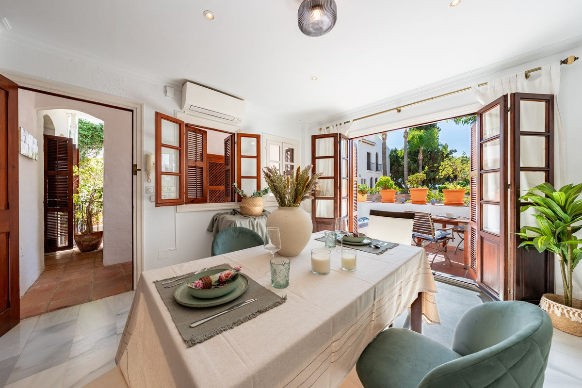 3 Bedroom Apartment for Sale in The Golden Mile — 3