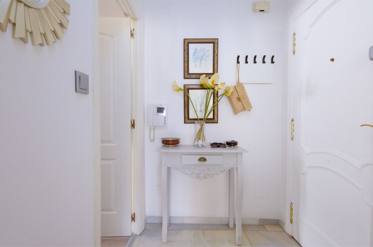 2 Bedroom Apartment for Sale in Marbella — 9