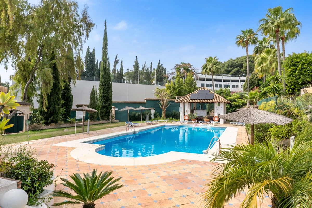 2 Bedroom Apartment for Sale in Aloha